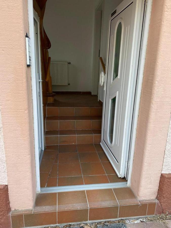 Ferienwohnung Diana Und Manuel ไวน์ไฮม์ ภายนอก รูปภาพ