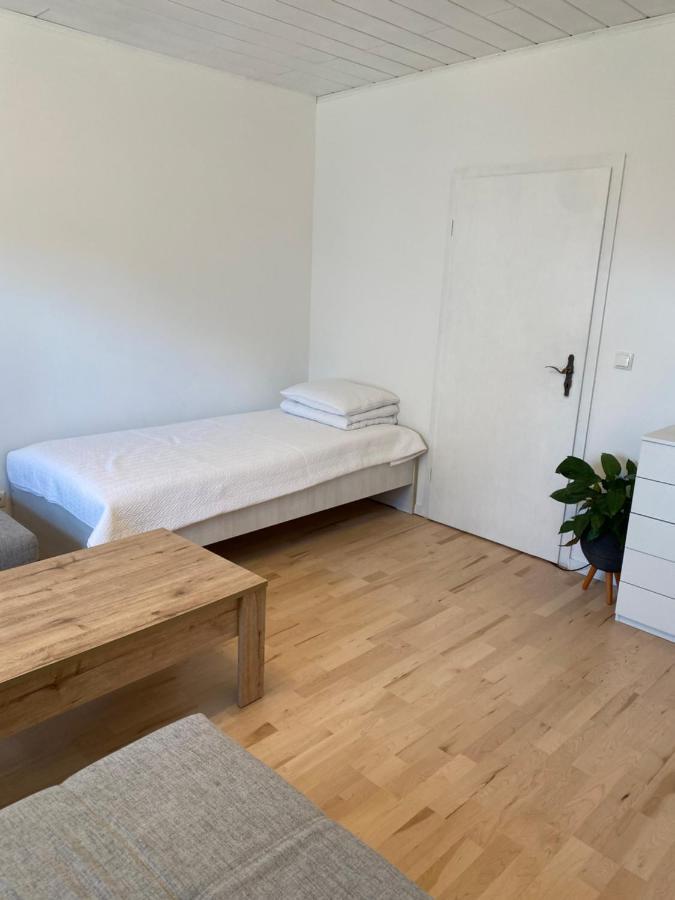 Ferienwohnung Diana Und Manuel ไวน์ไฮม์ ภายนอก รูปภาพ